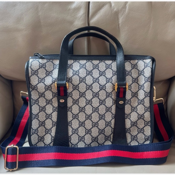 Authentic Vintage Gucci Monogram Canvas Black Leather Crossbody Bag - Picture 1 of 16